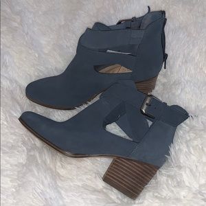 Women’s booties